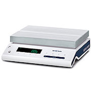 ME4002E電子分析天平，4200g，0.01g